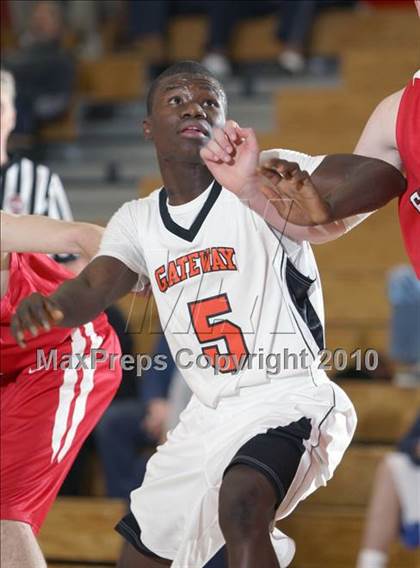 Thumbnail 2 in Fairview @ Gateway (Cherry Creek Holiday Classic) photogallery.