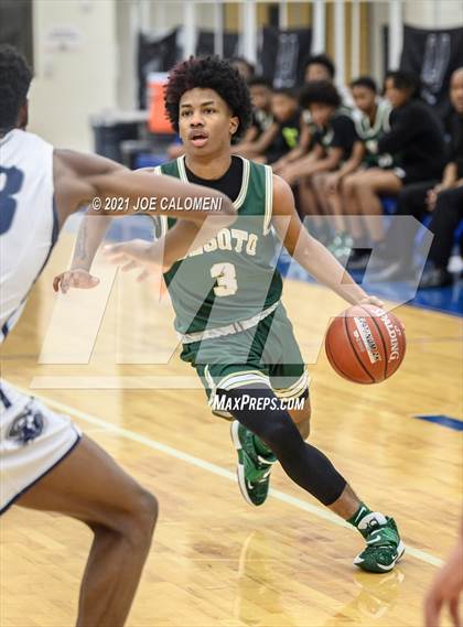 Thumbnail 3 in Killeen vs Desoto (Spurs High School Showcase) photogallery.