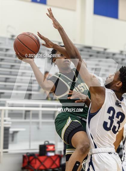 Thumbnail 3 in Killeen vs Desoto (Spurs High School Showcase) photogallery.