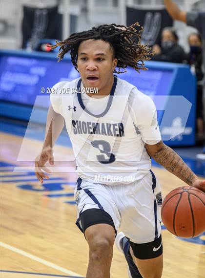 Thumbnail 1 in Killeen vs Desoto (Spurs High School Showcase) photogallery.
