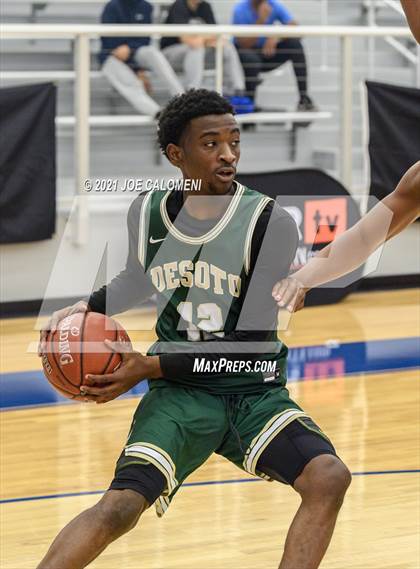 Thumbnail 3 in Killeen vs Desoto (Spurs High School Showcase) photogallery.