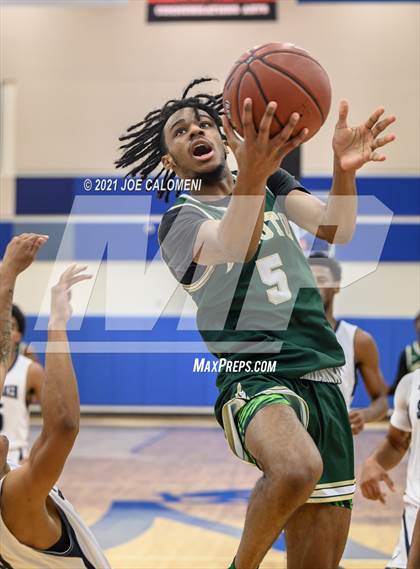Thumbnail 3 in Killeen vs Desoto (Spurs High School Showcase) photogallery.