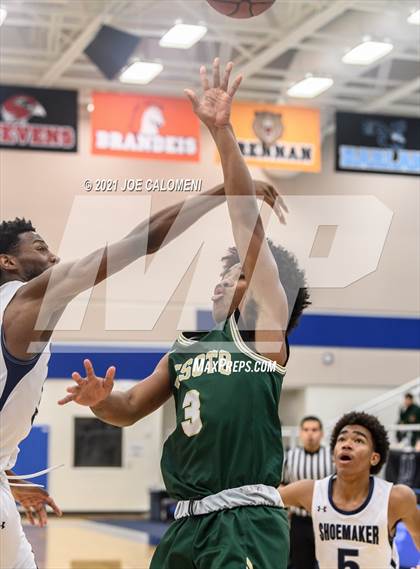Thumbnail 2 in Killeen vs Desoto (Spurs High School Showcase) photogallery.