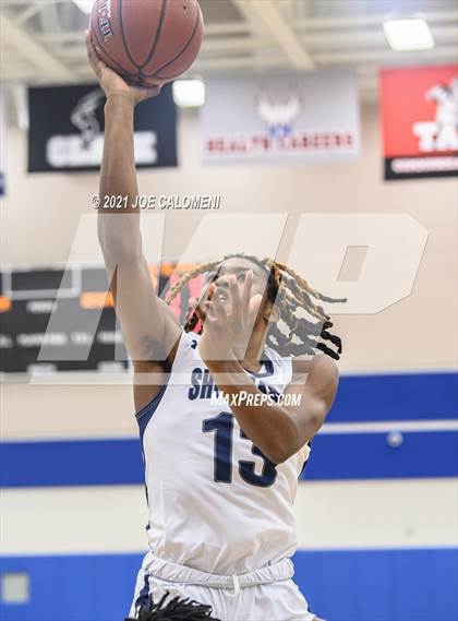Thumbnail 1 in Killeen vs Desoto (Spurs High School Showcase) photogallery.