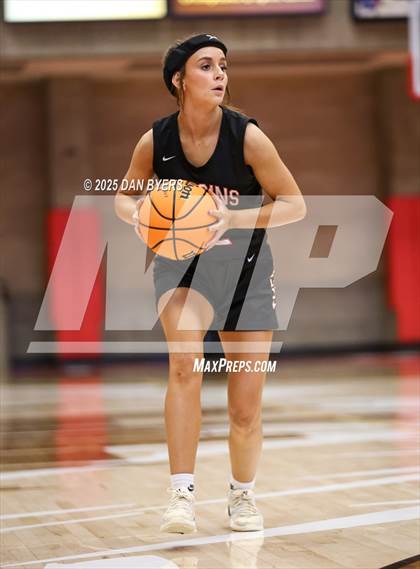 Thumbnail 3 in Wiggins vs. Centauri (CHSAA 3A Great 8) photogallery.