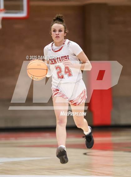 Thumbnail 2 in Wiggins vs. Centauri (CHSAA 3A Great 8) photogallery.
