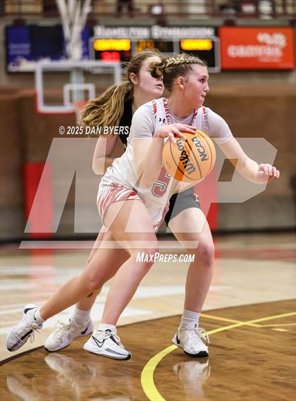 Thumbnail 1 in Wiggins vs. Centauri (CHSAA 3A Great 8) photogallery.