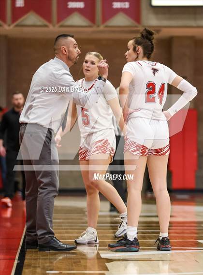 Thumbnail 2 in Wiggins vs. Centauri (CHSAA 3A Great 8) photogallery.