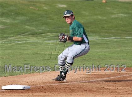 Thumbnail 3 in Tahquitz @ Damien photogallery.