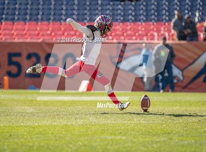 Thumbnail 3 in Loveland vs. Skyline (CHSAA 4A Final) photogallery.