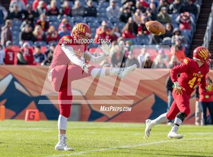 Thumbnail 1 in Loveland vs. Skyline (CHSAA 4A Final) photogallery.