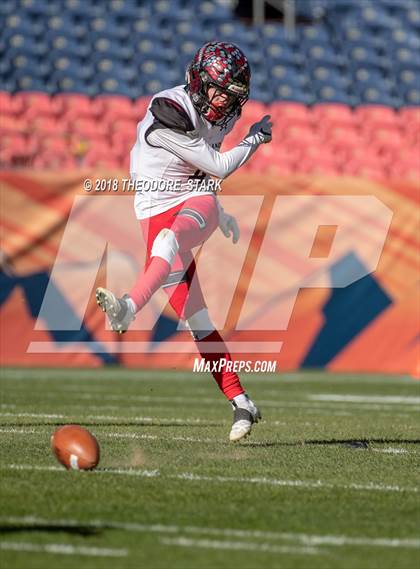 Thumbnail 1 in Loveland vs. Skyline (CHSAA 4A Final) photogallery.