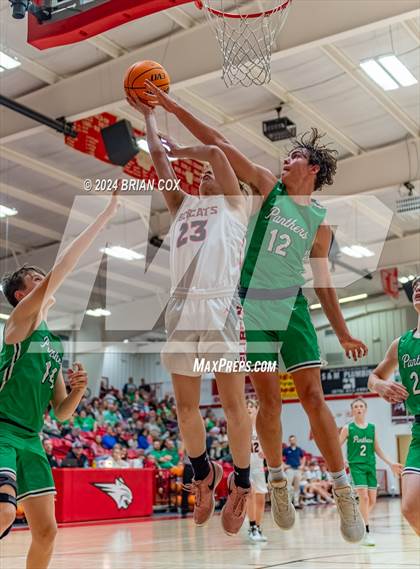Thumbnail 3 in Yellville-Summit @ Flippin photogallery.