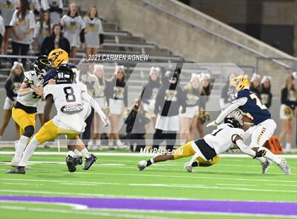 Thumbnail 1 in Klein Oak @ Cypress Ranch (UIL 6A D1 Bi-District Playoff) photogallery.