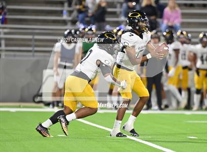 Thumbnail 2 in Klein Oak @ Cypress Ranch (UIL 6A D1 Bi-District Playoff) photogallery.