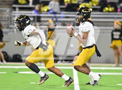 Thumbnail 3 in Klein Oak @ Cypress Ranch (UIL 6A D1 Bi-District Playoff) photogallery.