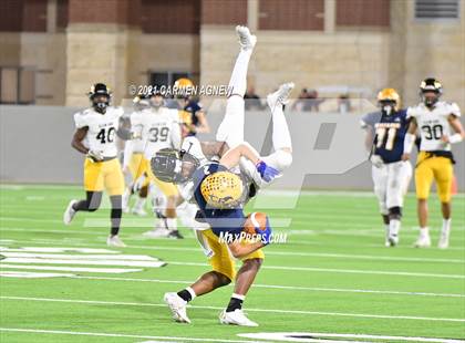 Thumbnail 2 in Klein Oak @ Cypress Ranch (UIL 6A D1 Bi-District Playoff) photogallery.