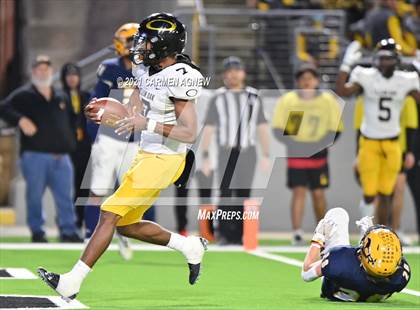 Thumbnail 1 in Klein Oak @ Cypress Ranch (UIL 6A D1 Bi-District Playoff) photogallery.
