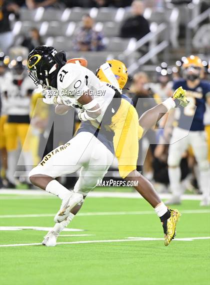 Thumbnail 2 in Klein Oak @ Cypress Ranch (UIL 6A D1 Bi-District Playoff) photogallery.
