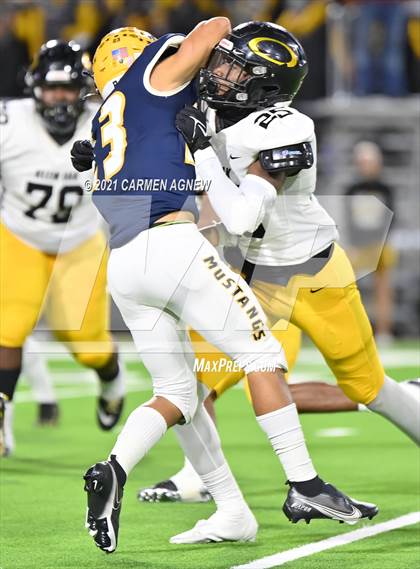 Thumbnail 2 in Klein Oak @ Cypress Ranch (UIL 6A D1 Bi-District Playoff) photogallery.