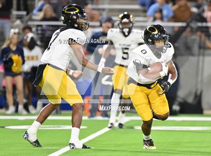 Thumbnail 3 in Klein Oak @ Cypress Ranch (UIL 6A D1 Bi-District Playoff) photogallery.
