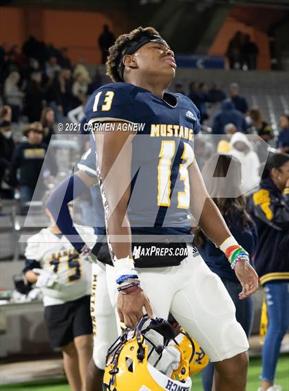 Thumbnail 2 in Klein Oak @ Cypress Ranch (UIL 6A D1 Bi-District Playoff) photogallery.