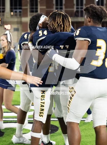 Thumbnail 1 in Klein Oak @ Cypress Ranch (UIL 6A D1 Bi-District Playoff) photogallery.