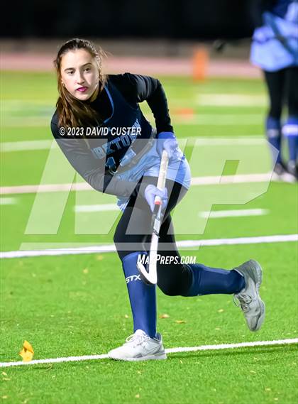Thumbnail 2 in Yorktown @ Oakton (VHSL Class 6 Regional Final) photogallery.