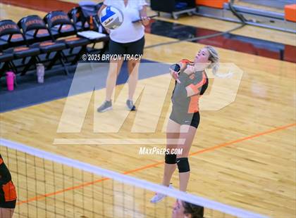 Thumbnail 1 in Sublette @ Syracuse photogallery.