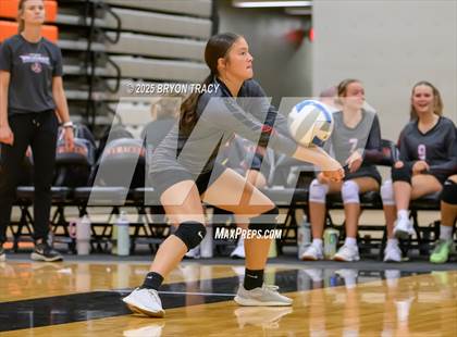 Thumbnail 2 in Sublette @ Syracuse photogallery.