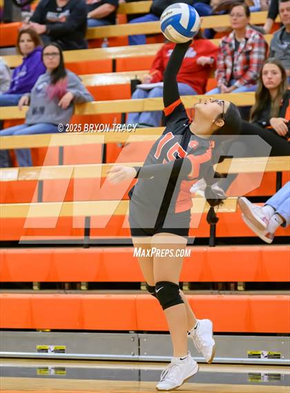 Thumbnail 2 in Sublette @ Syracuse photogallery.