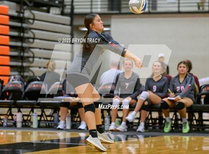 Thumbnail 1 in Sublette @ Syracuse photogallery.