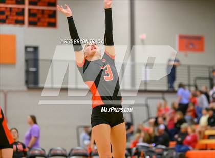 Thumbnail 3 in Sublette @ Syracuse photogallery.