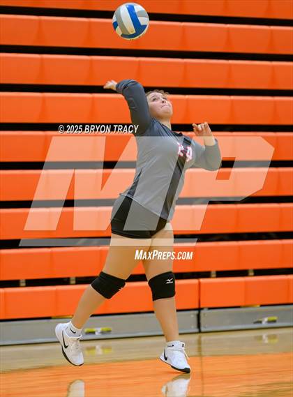 Thumbnail 2 in Sublette @ Syracuse photogallery.