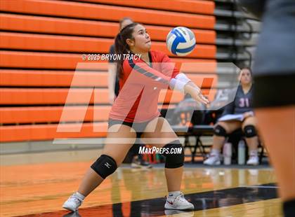 Thumbnail 3 in Sublette @ Syracuse photogallery.