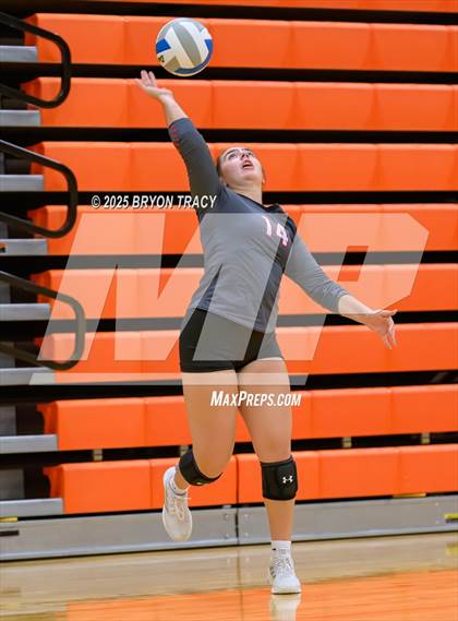 Thumbnail 1 in Sublette @ Syracuse photogallery.