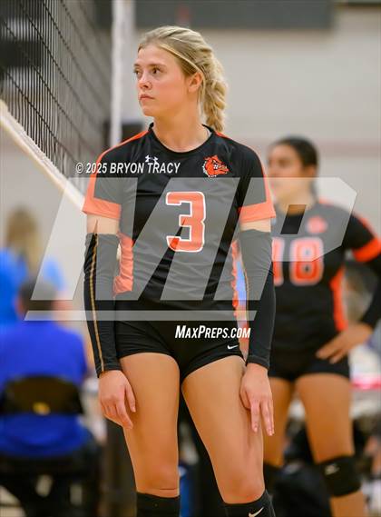 Thumbnail 2 in Sublette @ Syracuse photogallery.