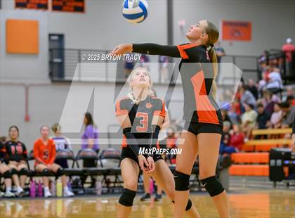 Thumbnail 3 in Sublette @ Syracuse photogallery.