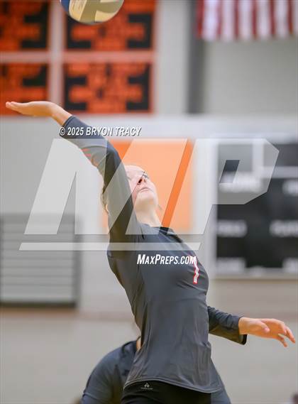 Thumbnail 1 in Sublette @ Syracuse photogallery.