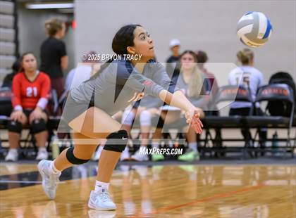 Thumbnail 2 in Sublette @ Syracuse photogallery.