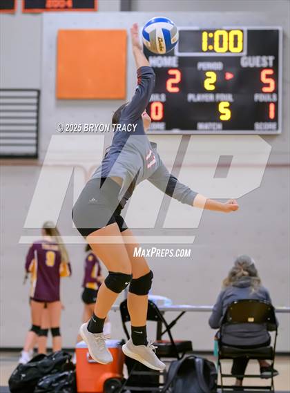 Thumbnail 2 in Sublette @ Syracuse photogallery.