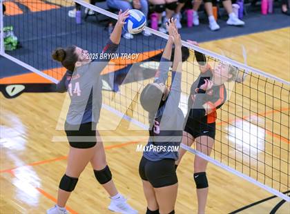 Thumbnail 2 in Sublette @ Syracuse photogallery.