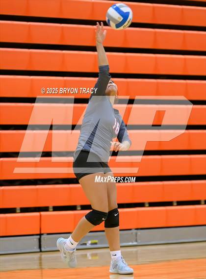 Thumbnail 3 in Sublette @ Syracuse photogallery.