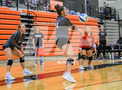 Thumbnail 1 in Sublette @ Syracuse photogallery.