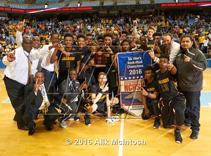 Thumbnail 3 in East Lincoln vs Farmville Central (NCHSAA 2A Final) photogallery.