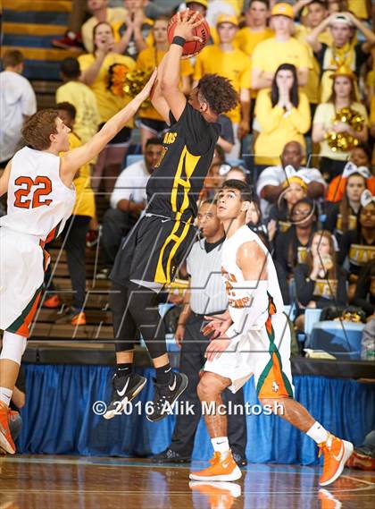 Thumbnail 1 in East Lincoln vs Farmville Central (NCHSAA 2A Final) photogallery.