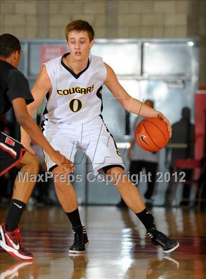 Thumbnail 1 in Westchester vs. Capistrano Valley (Nike Extravaganza) photogallery.