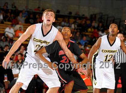 Thumbnail 2 in Westchester vs. Capistrano Valley (Nike Extravaganza) photogallery.