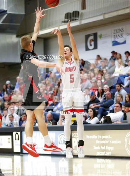 Thumbnail 1 in Manti vs. North Sanpete (UHSAA 3A 2nd Round Playoff) photogallery.