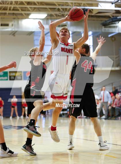 Thumbnail 2 in Manti vs. North Sanpete (UHSAA 3A 2nd Round Playoff) photogallery.